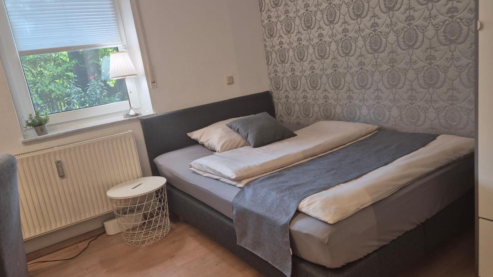 Apartment 1 Mit Terrasse Und Pkw-Stellplatz Leverkusen Eksteriør bilde